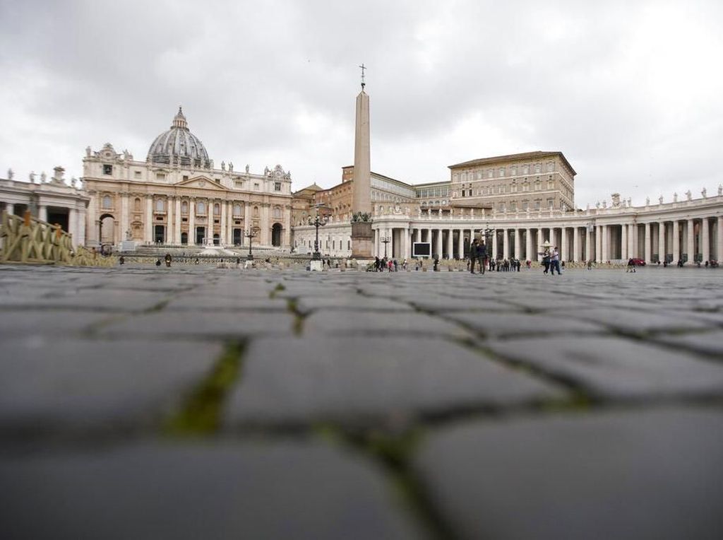 Vatikan Minta Italia Cabut RUU Anti-Homofobia Vatikan Minta Italia Cabut RUU Anti-Homofobia