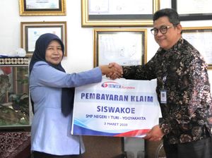 Siswa Korban Susur Sungai di Yogyakarta Dapat Dana Asuransi Siswa Korban Susur Sungai di Yogyakarta Dapat Dana Asuransi