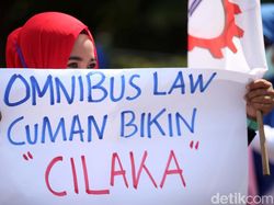 Ini yang Bikin Buruh Ngotot Tolak RUU Cipta Kerja