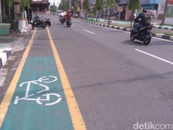 Jalur Sepeda Medan Jadi Parkir Liar, Padahal Perbaikannya Habiskan Rp 18 M
