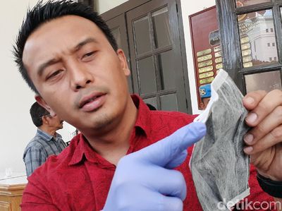 Ini Masker Daur Ulang yang Digerebek Polisi di Bandung