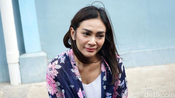 Ngaku Dapat Serangan Mistis, Masayu Anastasia Pilih Salat