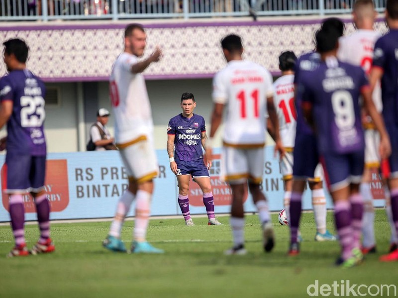 Persita Tangerang vs PSM Makassar digelar di Stadion Sport Center, Kelapa Dua, Tangerang, Jumat (6/3/2020). Laga berakhir dengan skor 1-1.