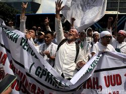 Aksi Massa FPI-PA 212 Geruduk Kedubes India