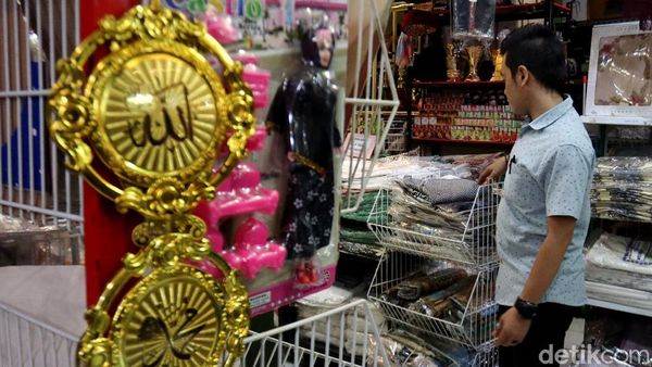 Bisnis Oleh-oleh Khas Arab Lesu Dihantam Isu Corona