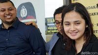 Kembalinya Senyum Syifa Hadju Usai Berdamai dengan Penerornya