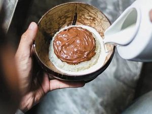 Ngemil Sore Ketan Susu yang Manis Legit di 5 Tempat Ini!