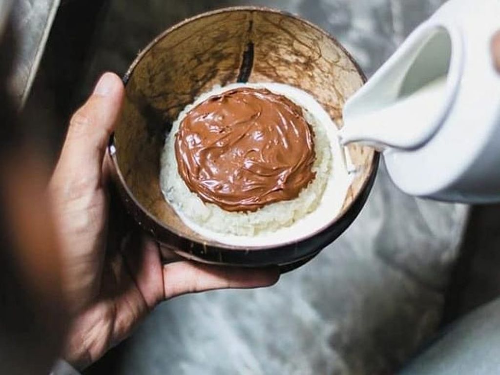 Ngemil Sore Ketan Susu yang Manis Legit di 5 Tempat Ini! Ngemil Sore Ketan Susu yang Manis Legit di 5 Tempat Ini!