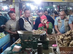 Heboh soal Panic Buying, Satgas Pangan Polda Jatim Sidak Pasar