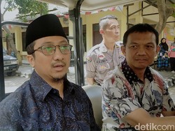 Mohon DKM Tidak Gelar Salat Jumat, Yusuf Mansur: Insyaallah Tak Dosa