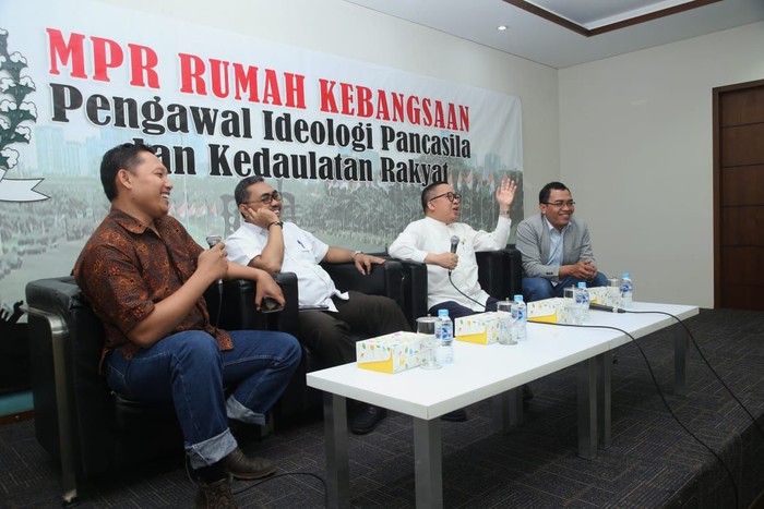 MPR RI MPR RI