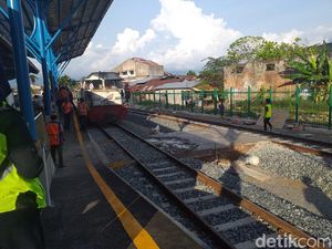 Usai Mati Suri 43 Tahun, Segini Tarif Kereta Padang-Pulau Air Usai Mati Suri 43 Tahun, Segini Tarif Kereta Padang-Pulau Air