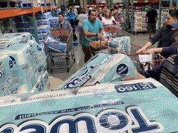 Virus Corona Meluas, Aksi Panik Belanja Juga Terjadi di Los Angeles