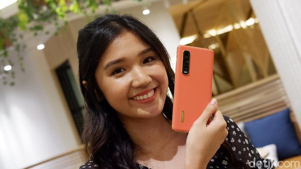 Oppo Find X2 Tea Orange Tampil Mewah nan Menggoda