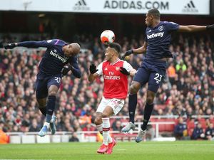 Sengit, Arsenal Vs West Ham Masih Tanpa Gol di Babak I