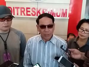 Pendeta Cabuli Jemaatnya Selama 17 Tahun di Surabaya Ditangkap Pendeta Cabuli Jemaatnya Selama 17 Tahun di Surabaya Ditangkap