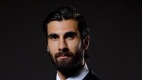 4. Daya tarik pemain Everton Andre Gomes membuatnya dapat suara 11,25 persen dalam voting ini. (Foto: Instagram/aftGomes21)