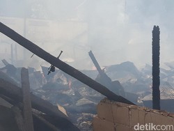 Kebakaran Mes Karyawan Pabrik di Jaksel Diduga karena Korsleting