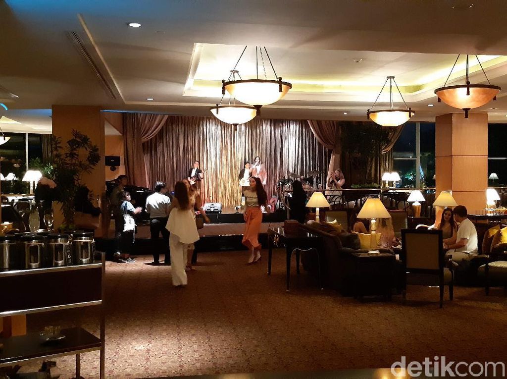 Hotel Ini Punya 5 Tawaran Menarik Selepas Jam Kantor Hotel Ini Punya 5 Tawaran Menarik Selepas Jam Kantor