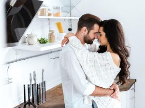 Hasil Survei Ungkap Kapan Pria dan Wanita Merasa Gairah Seksnya Paling Tinggi Hasil Survei Ungkap Kapan Pria dan Wanita Merasa Gairah Seksnya Paling Tinggi