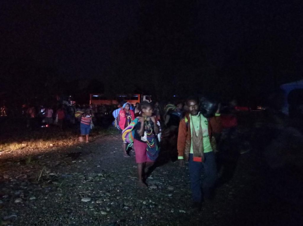 Soal KKSB, Kapolda Papua: Masih Ada Tembakan dan Penyerangan Pos Pengamanan Soal KKSB, Kapolda Papua: Masih Ada Tembakan dan Penyerangan Pos Pengamanan