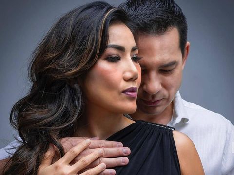 Ari Wibowo dan istri, Inge Anugrah