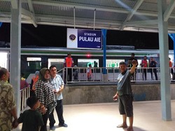 Hidup Lagi, Stasiun Pulau Air Jadi Rebutan Warga Buat Selfie