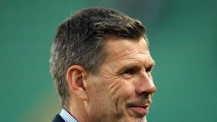 VERONA, ITALY - SEPTEMBER 15:  Zvonimir Boban of AC Milan  looks on during the Serie A match between Hellas Verona and AC Milan at Stadio Marcantonio Bentegodi on September 15, 2019 in Verona, Italy.  (Photo by Alessandro Sabattini/Getty Images)