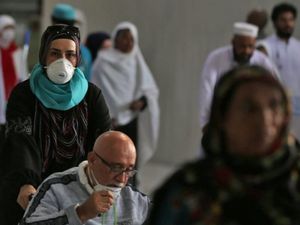 Arab Saudi Liburkan Sekolah dan Karantina Daerah Penghasil Minyak Gegara Corona