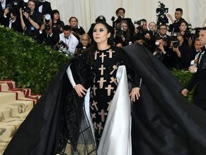 Sosialita Vietnam Positif Corona, Sebelumnya Eksis di Paris Fashion Week