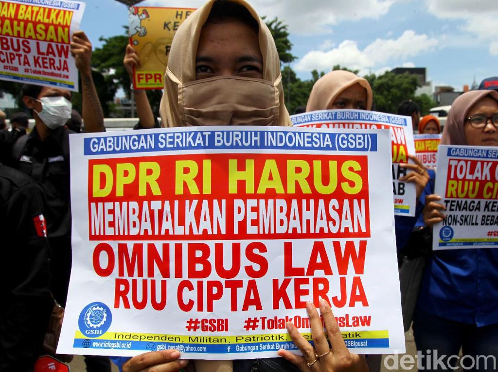 Dikebut, Pembahasan RUU Cipta Kerja Sudah 95% Dikebut, Pembahasan RUU Cipta Kerja Sudah 95%