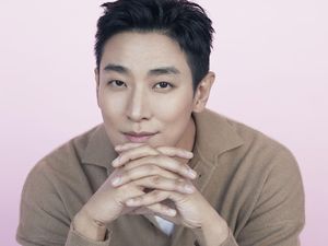 Joo Ji Hoon Disebut Bakal Main Drama Terbaru Penulis Kingdom Joo Ji Hoon Disebut Bakal Main Drama Terbaru Penulis Kingdom