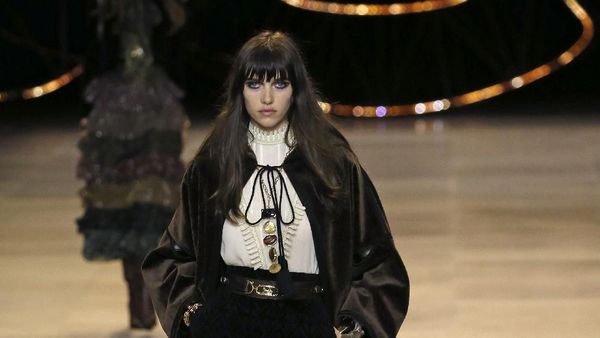 20 Koleksi Busana Terbaru Celine di Paris Fashion Week 2020