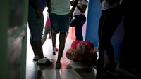 Pertandingan sepakbola wanita tersebut diikuti oleh tim sepakbola wanita yang diamputasi dari Haiti. Keterbatasan tak menjadi halangan bagi para wanita tersebut untuk menunjukkan kemampuan dan mengasah bakat mereka di dunia sepakbola.