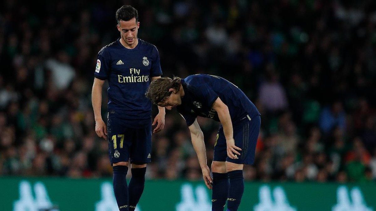 Real Madrid dikalahkan Real Betis 1-2 di lanjutan Liga Spanyol (Foto: Getty Images/Fran Santiago)