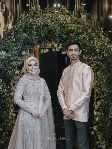 Cantik Vebby Palwinta Saat Lamaran, Berawal Dicueki Hingga ke Pelaminan