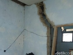 9 Rumah di Sumedang Terancam Ambruk Akibat Pergerakan Tanah