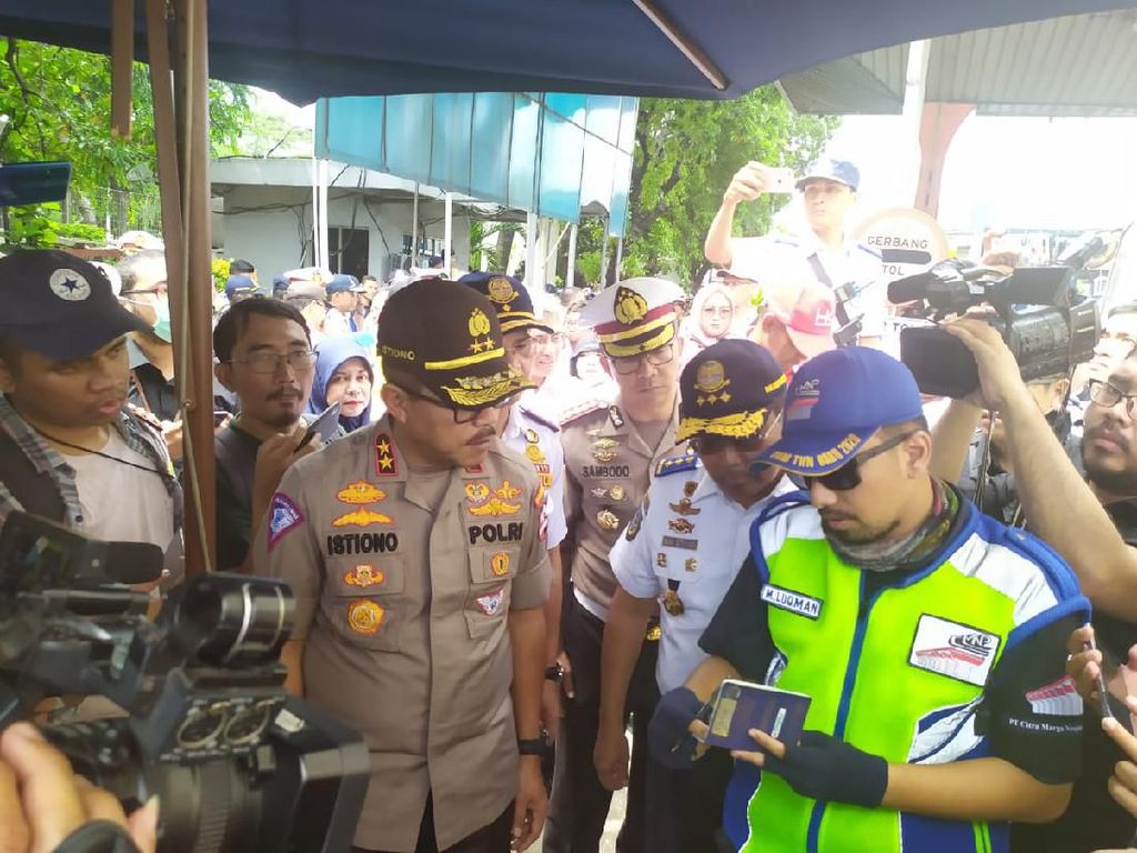 Razia di GT Priok, Kakorlantas: 10% Kecelakaan di 2019 Akibat Truk ODOL Razia di GT Priok, Kakorlantas: 10% Kecelakaan di 2019 Akibat Truk ODOL