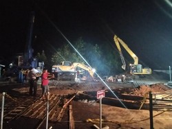 Warga Masih Irit Air Karena Perbaikan Pipa PDAM Gunung Anyar Surabaya