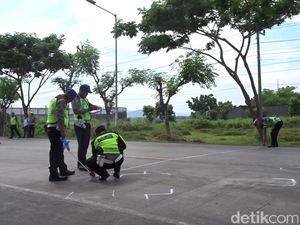Korban Tewas Laka Mobil Vs Truk di Rembang Bertambah Jadi 5 Orang