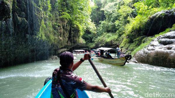 Jos Banget! Keindahan Green Canyon Pengandaran yang Tak Pudar