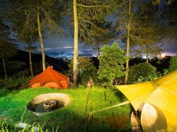 Kemping Asyik di Kaki Gunung Ciremai