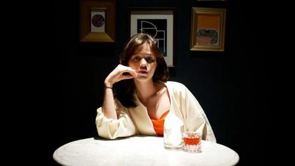 Kalista Iskandar Puteri Indonesia yang Jago Masak dan Doyan Ngopi