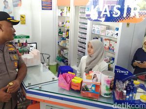 Erick Thohir Klaim Stok Aman, Masker di Kimia Farma Cianjur Ternyata Kosong Erick Thohir Klaim Stok Aman, Masker di Kimia Farma Cianjur Ternyata Kosong