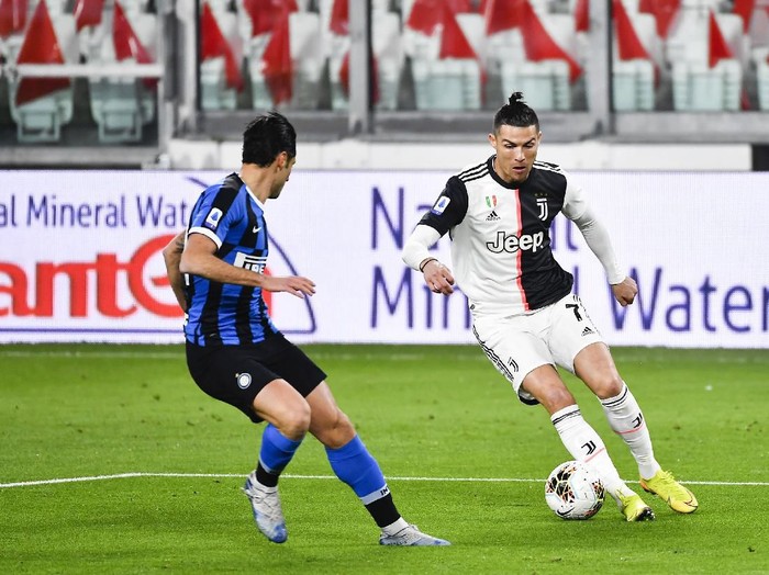 Juventus vs Inter Milan menjalani laga lanjutan Liga Italia di Allianz Stadium, Minggu (2/3/2020) dini hari WIB. Namun laga tersebut dilangsungkan tanpa penonton.