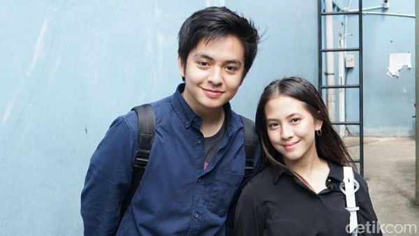 Angga Yunanda dan Adhisty Zara yang Kian Mesra