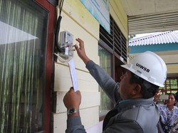 Bisakah PLN Tunda Tagihan Listrik Warga yang Tak Mampu Saat Pandemi?