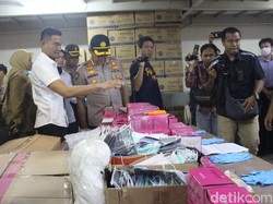 Gudang Masker Impor China Digerebek, Pengimpor Untung Rp 700 Juta