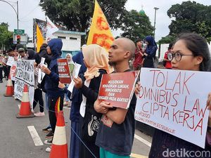 Video Serikat Buruh Internasional Ikut Tolak Omnibus Law Cipta Kerja