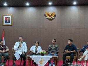 Kominfo Bawa 5 Kasus Hoax Virus Corona ke Pengadilan